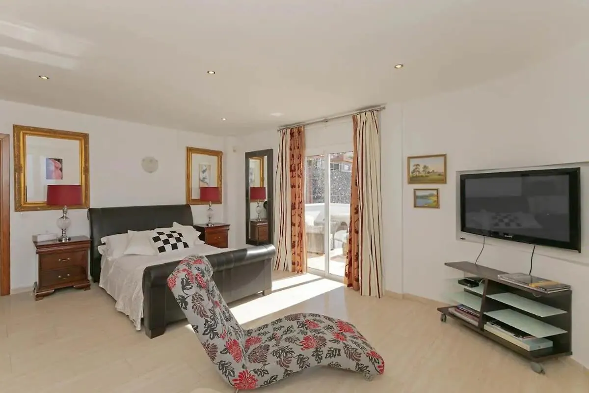 Villa Athena With Private Heated Pool And Sea Views Costa Adeje  0*, Costa Adeje (Tenerife) Španělsko