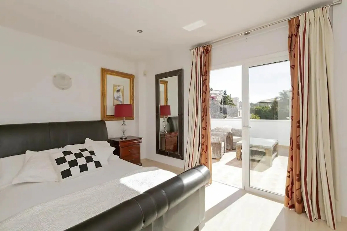 Villa Athena With Private Heated Pool And Sea Views Costa Adeje  0*, Costa Adeje (Tenerife) Španělsko
