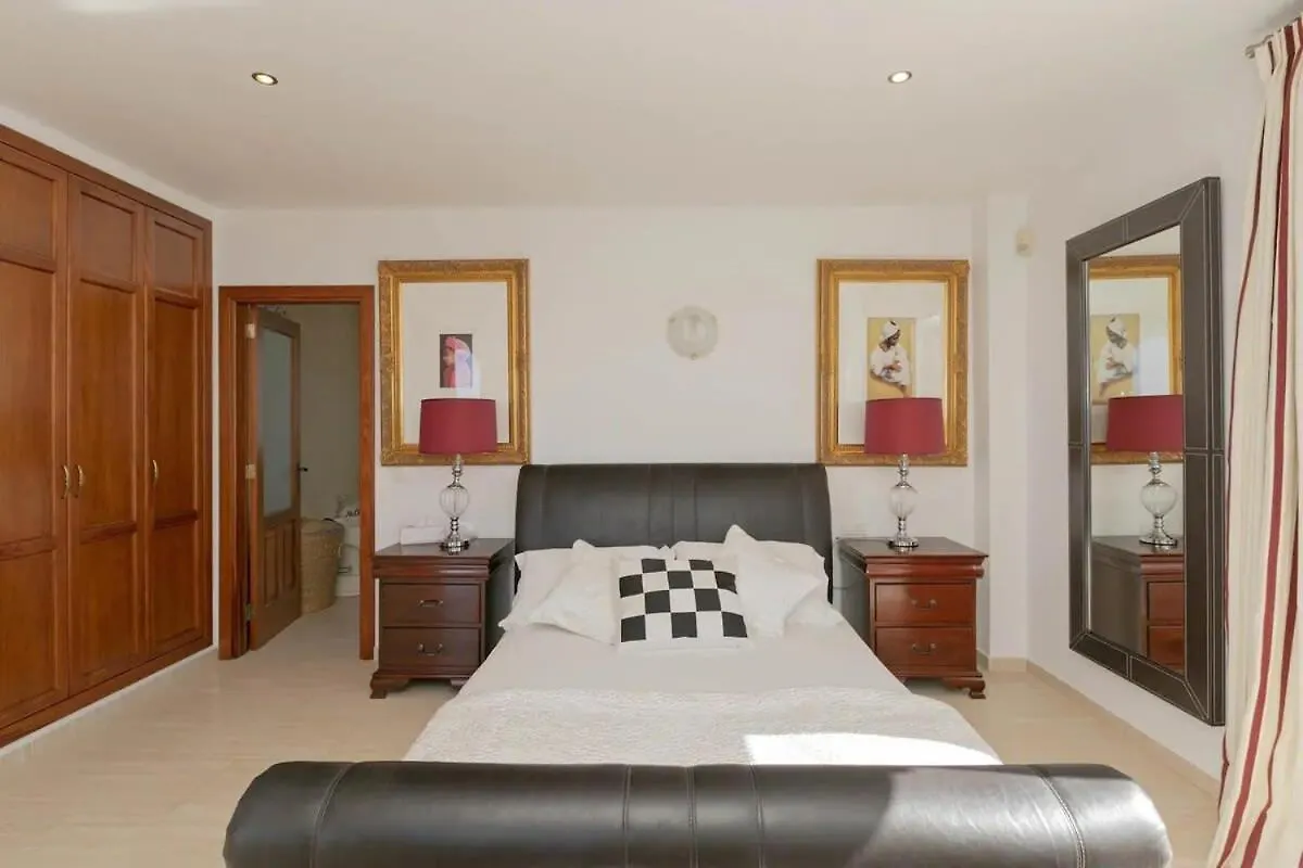 Villa Athena With Private Heated Pool And Sea Views Costa Adeje  Španělsko