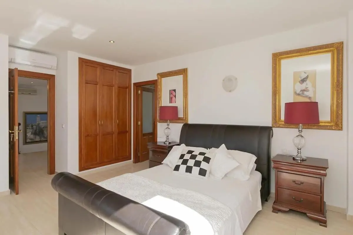 Villa Athena With Private Heated Pool And Sea Views Costa Adeje  0*, Costa Adeje (Tenerife) Španělsko