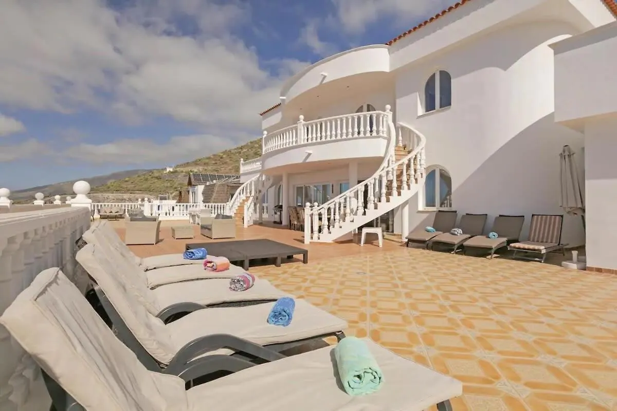 Villa Athena With Private Heated Pool And Sea Views Costa Adeje  Spanje